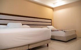 Infinity Suites Doble Room 207